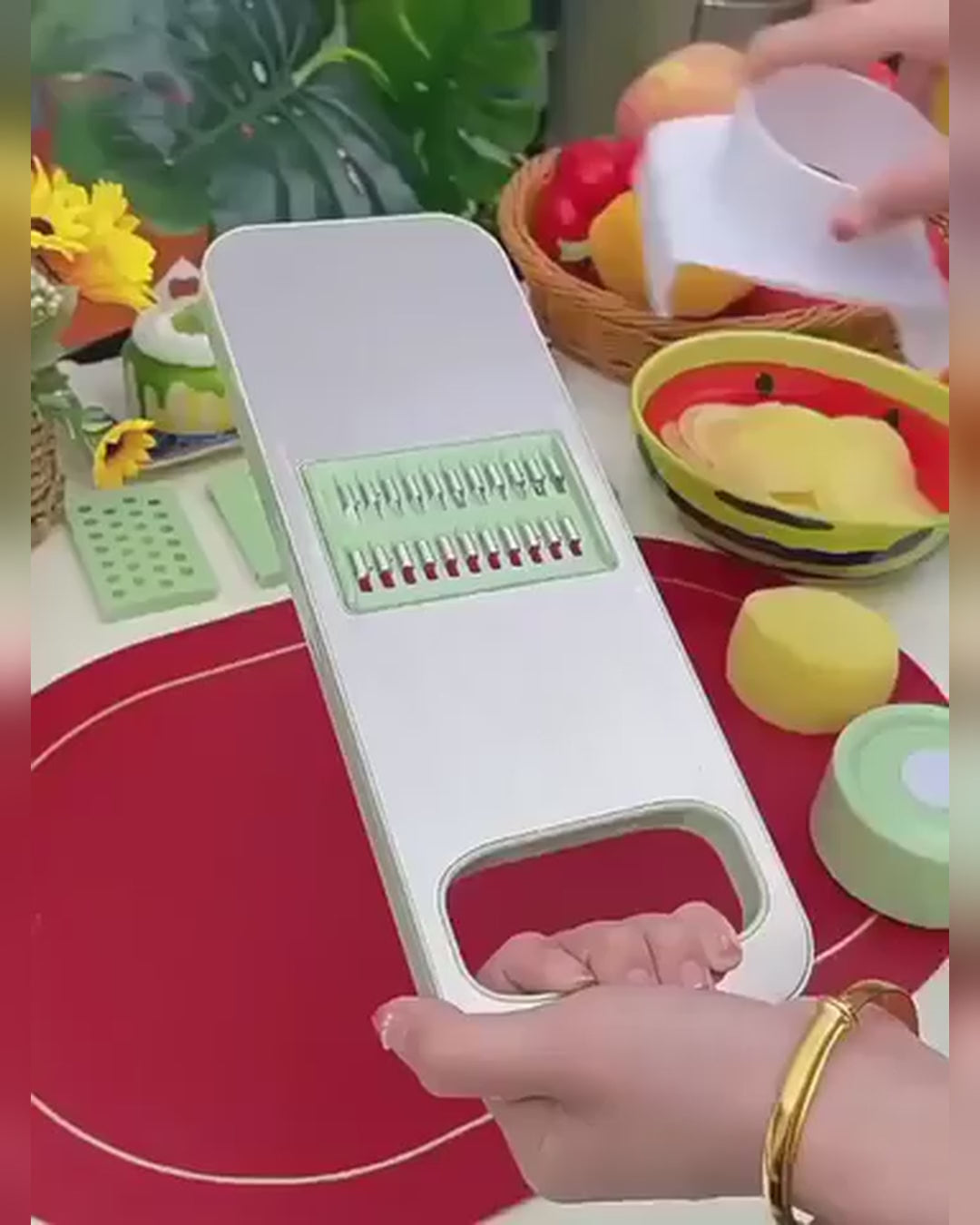 5-in-1 Vegetable Cutter demo